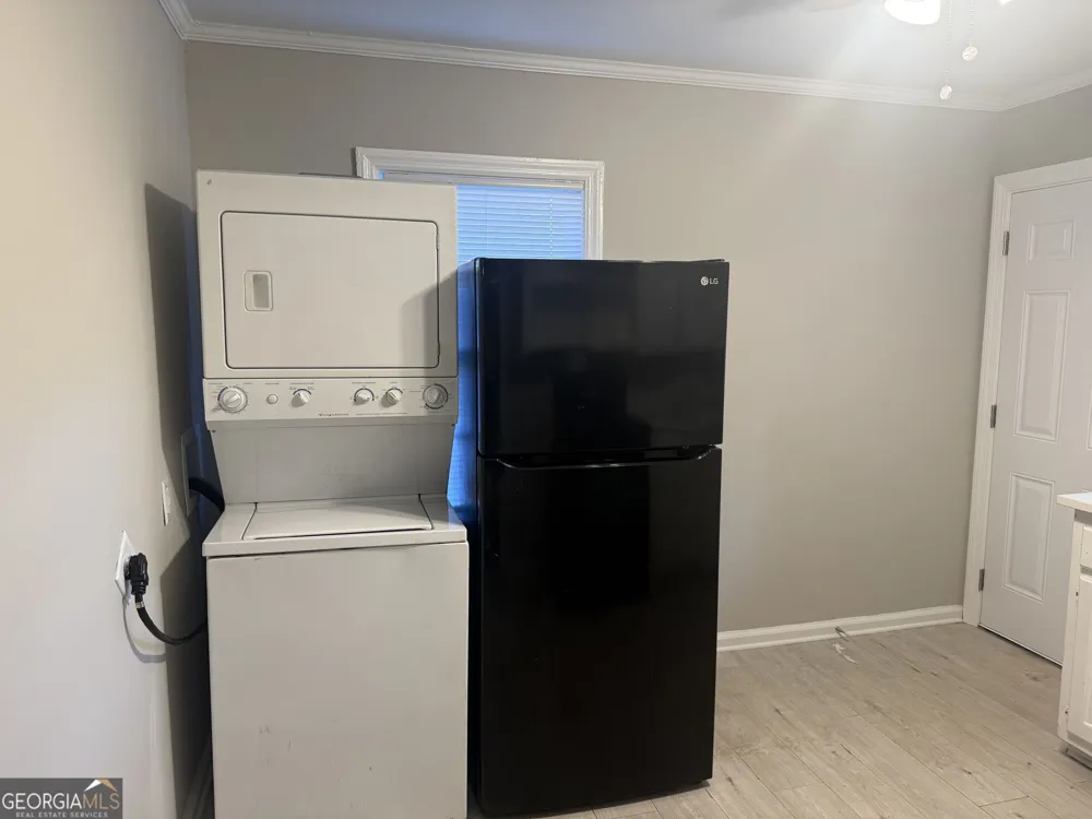 256 E Broad ST Winder, GA 30680