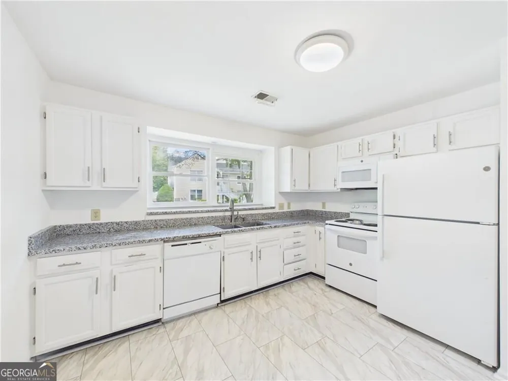 1111 Cannongate XING SW Marietta, GA 30064