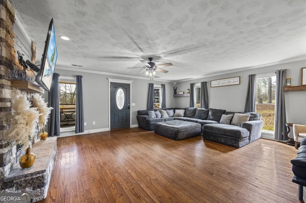 882 B Bailey RD Hartwell, GA 30643