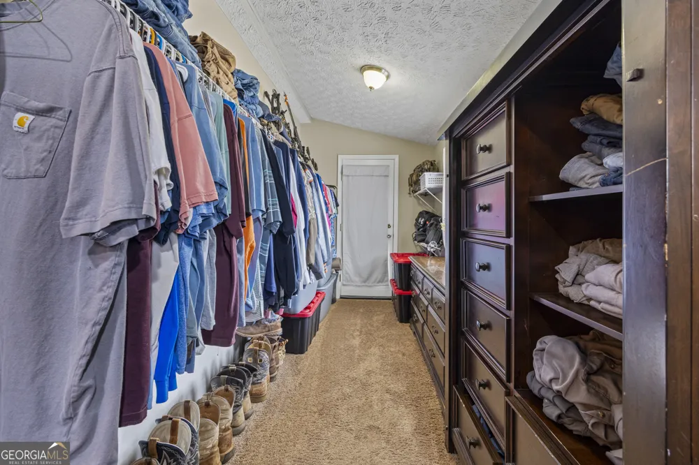 882 B Bailey RD Hartwell, GA 30643