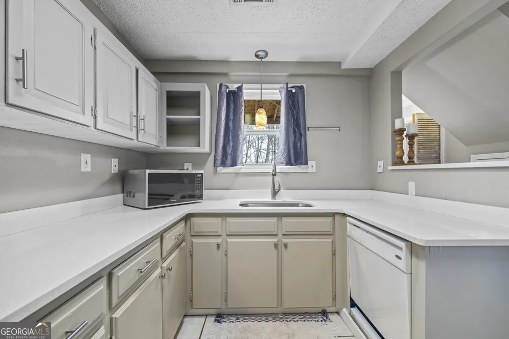 882 B Bailey RD Hartwell, GA 30643