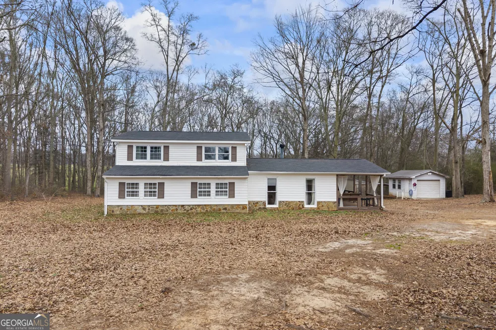 882 B Bailey RD Hartwell, GA 30643