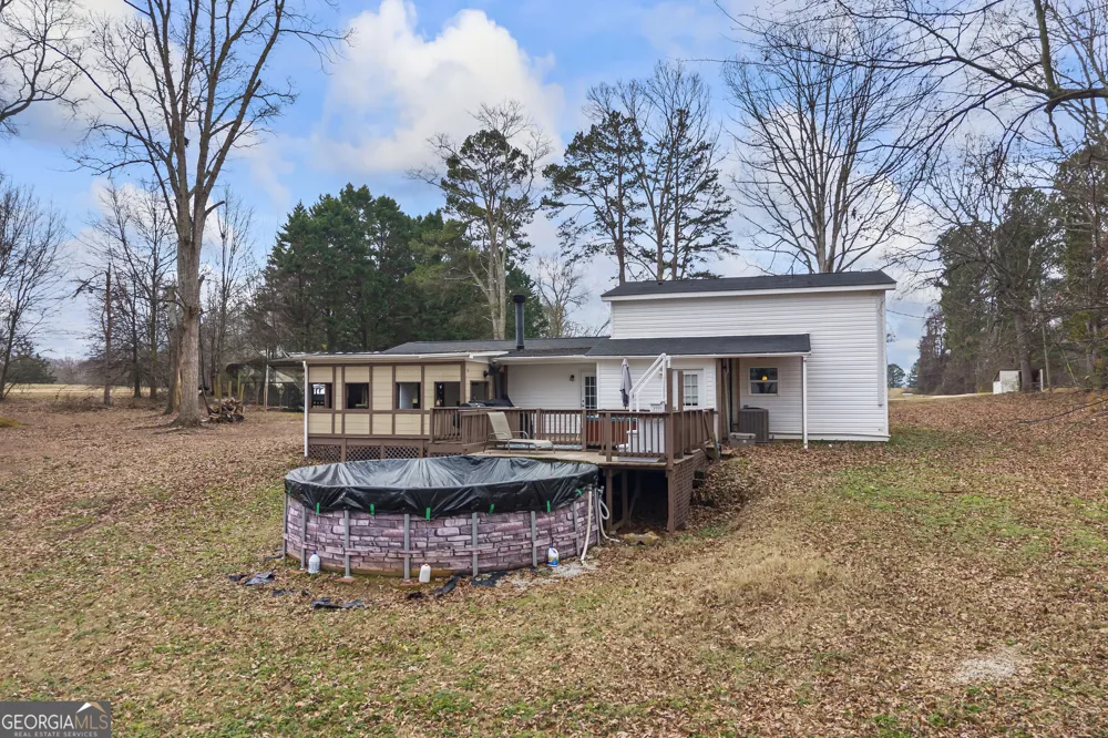 882 B Bailey RD Hartwell, GA 30643