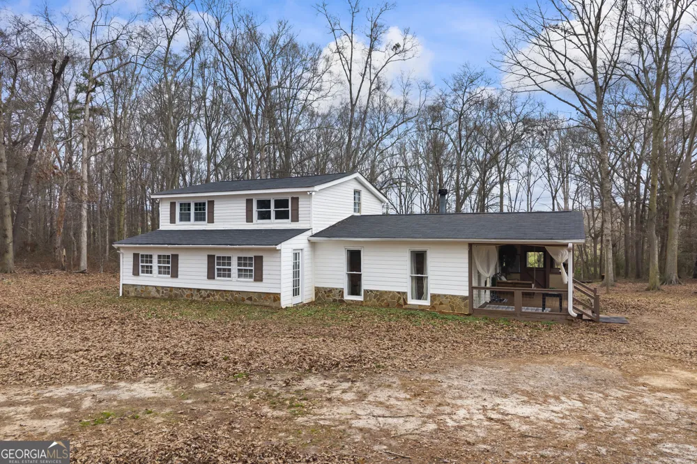 882 B Bailey RD Hartwell, GA 30643
