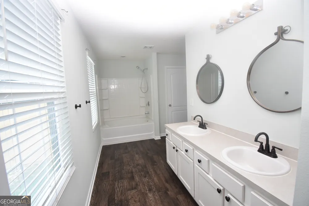 215 Hayworth CT Kingsland, GA 31548