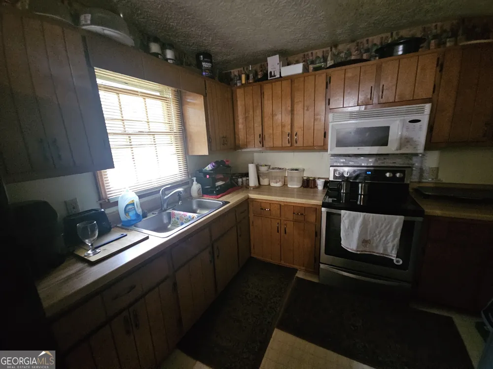 509 W Jule Peek AVE Cedartown, GA 30125