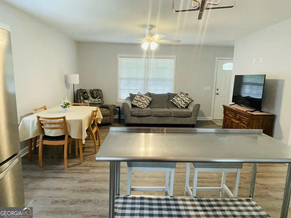 119 S Rushing ST Glennville, GA 30427