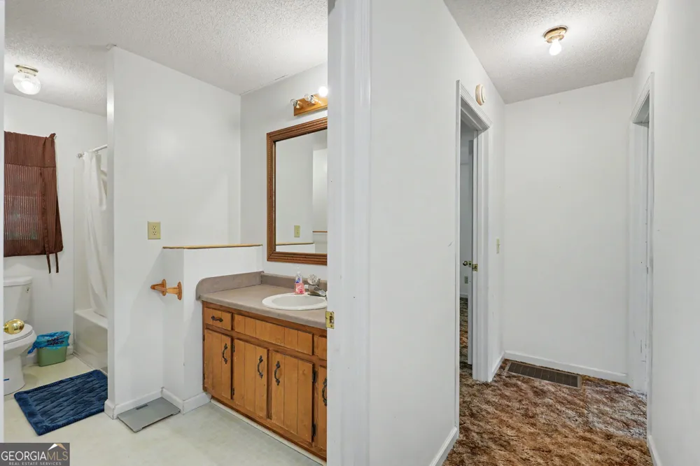 118 Cub LN Rabun Gap, GA 30568