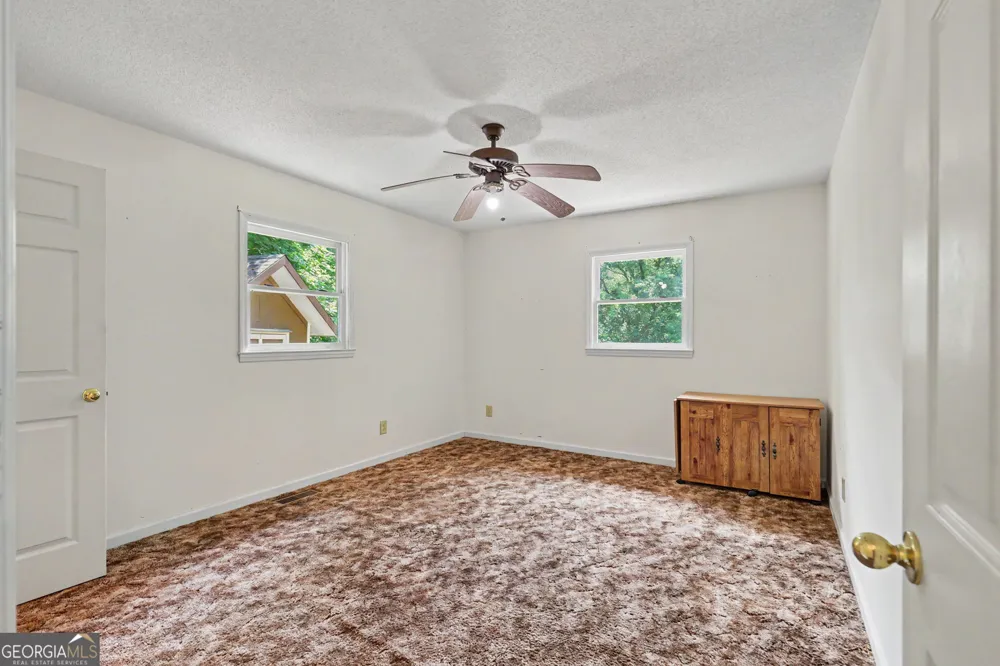 118 Cub LN Rabun Gap, GA 30568