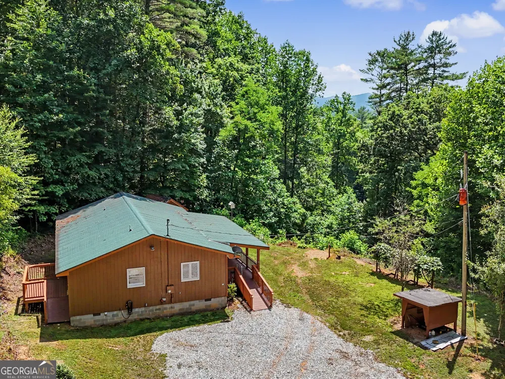 118 Cub LN Rabun Gap, GA 30568