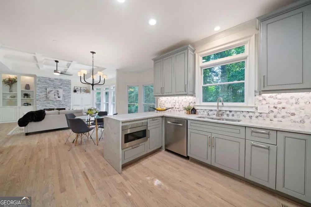2599 Brookline Circle Brookhaven, GA 30319