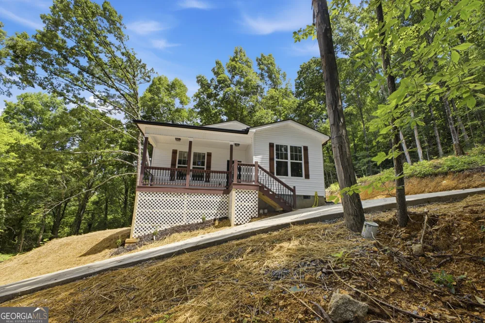 171 N DALE ST Calhoun, GA 30701