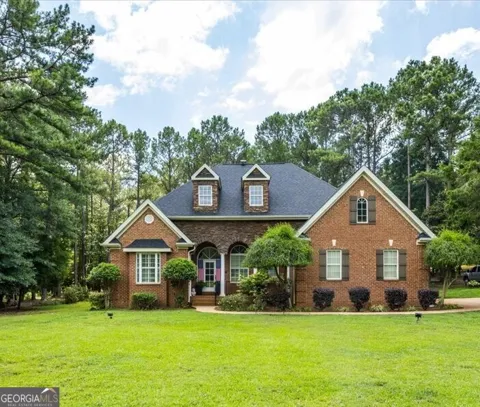 409 Madison LN