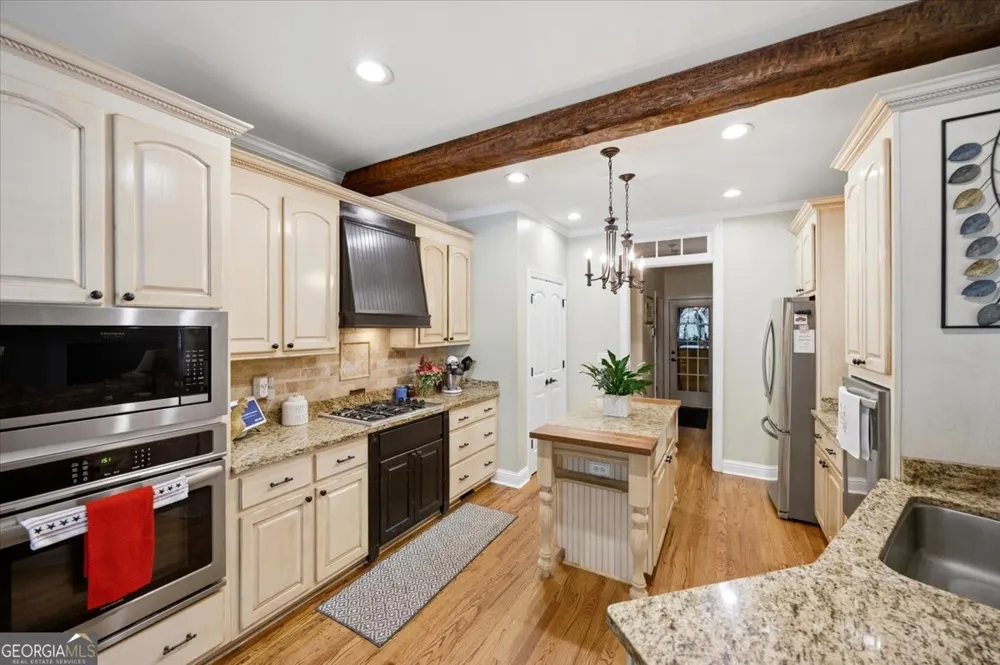 409 Madison LN Forsyth, GA 31029