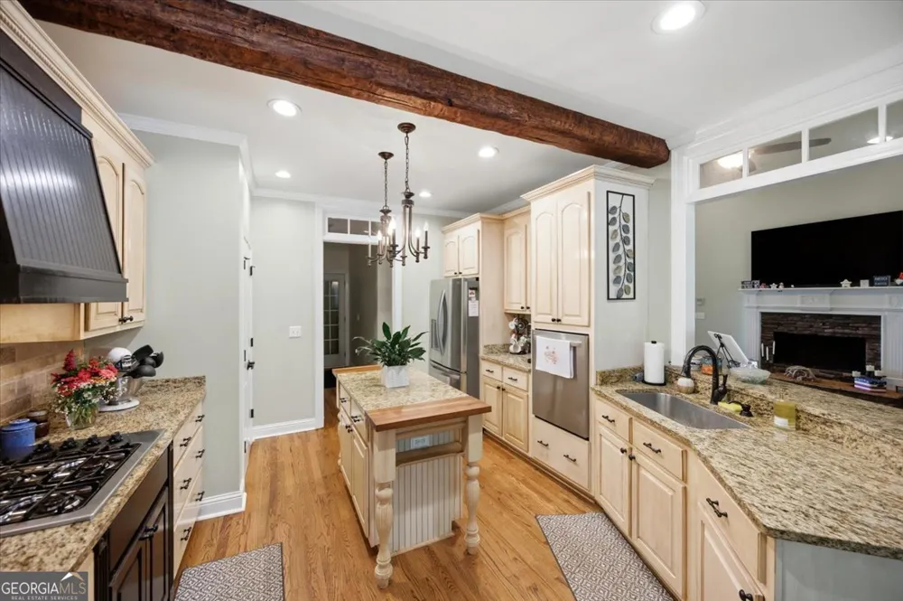 409 Madison LN Forsyth, GA 31029
