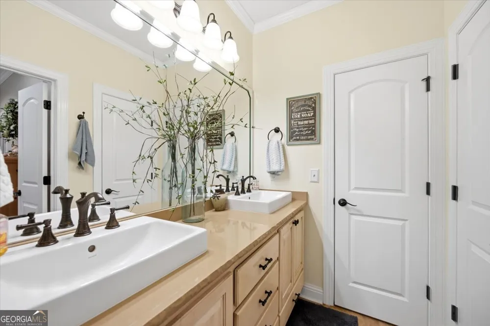 409 Madison LN Forsyth, GA 31029