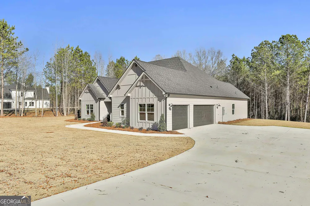 757 Alex Stephens RD Moreland, GA 30259