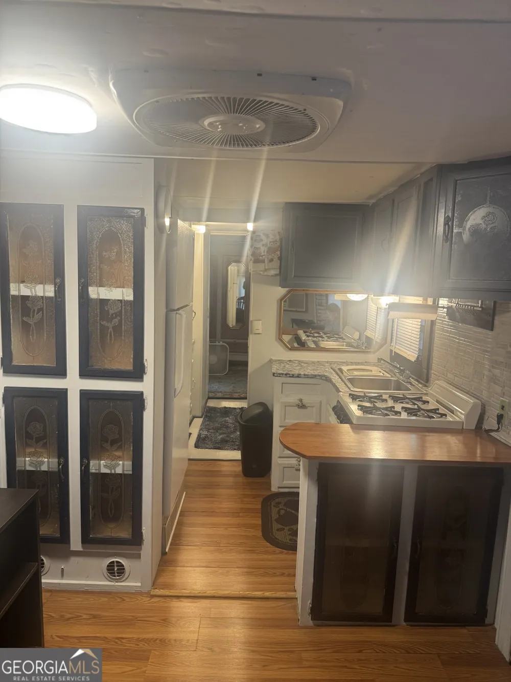 24 15th ST Ellijay, GA 30540