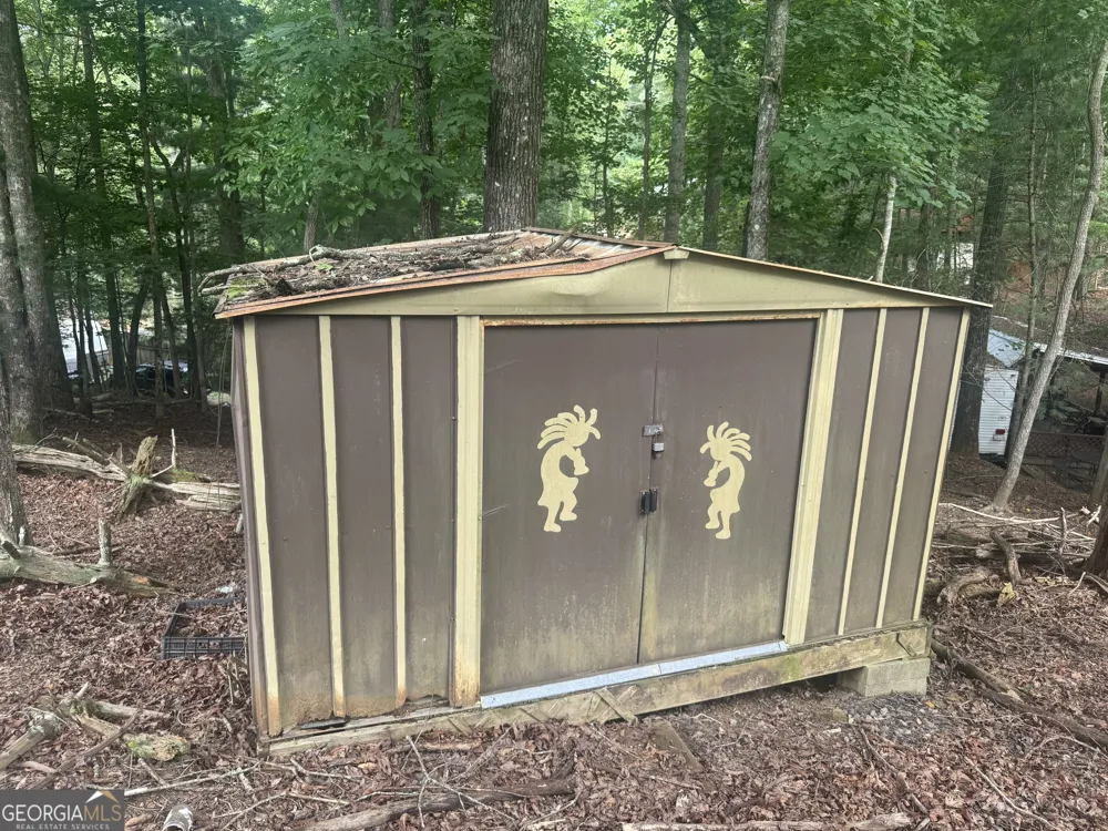 24 15th ST Ellijay, GA 30540