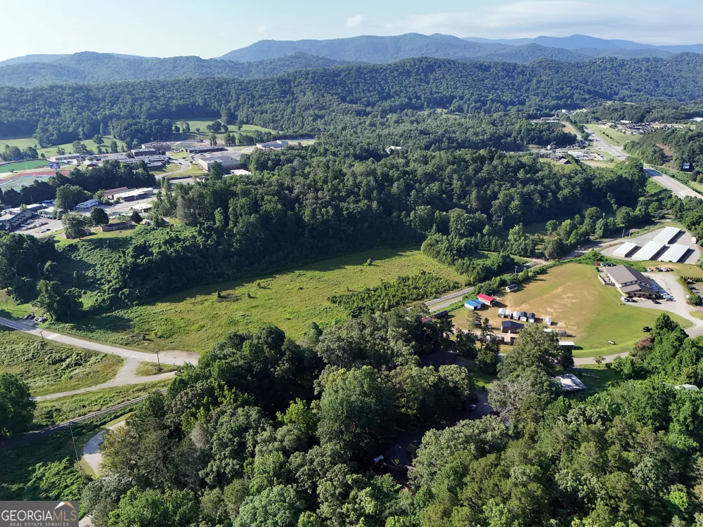 59 Bradley ST Blue Ridge, GA 30513