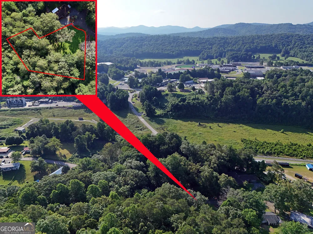 59 Bradley ST Blue Ridge, GA 30513