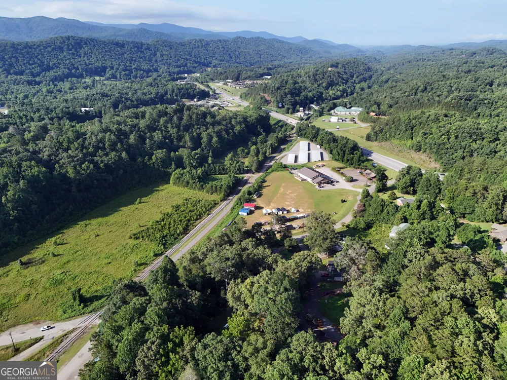 59 Bradley ST Blue Ridge, GA 30513