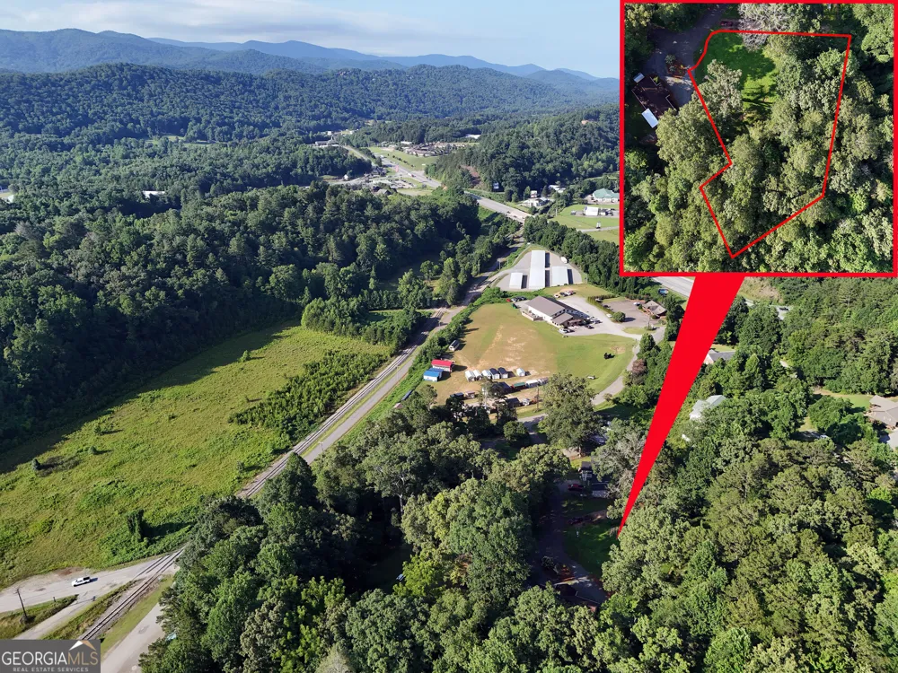 59 Bradley ST Blue Ridge, GA 30513