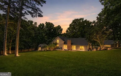 224 Shadowood DR SE