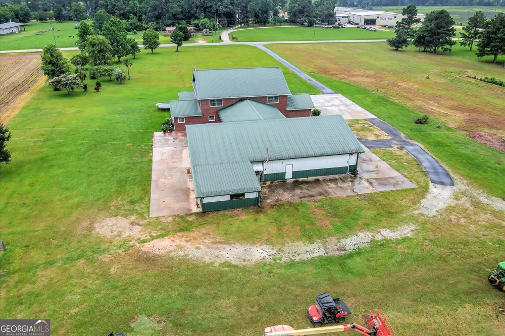 7700 Clarks Mill RD Louisville, GA 30434