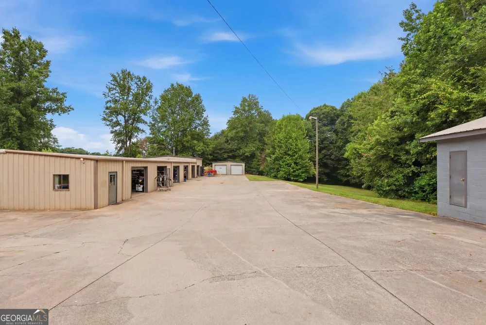 3107 Alto Mud Creek RD Alto, GA 30510