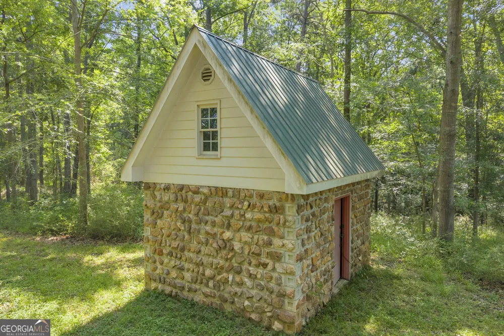 919 Arnold Bottoms RD Comer, GA 30629