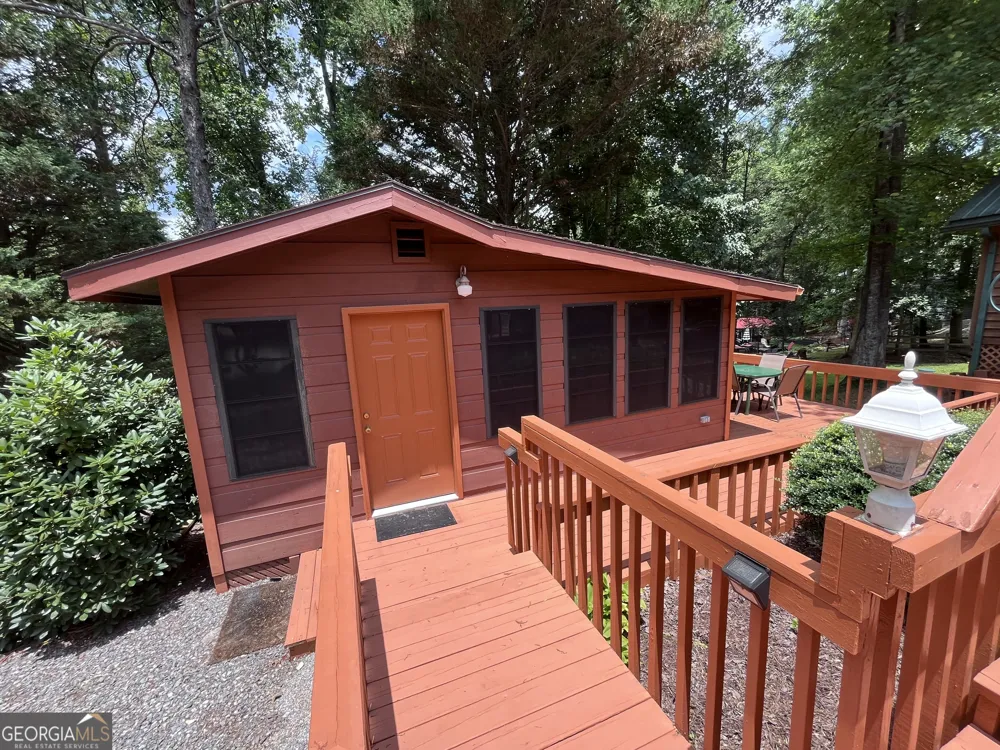 86 Campfire DR Cleveland, GA 30528
