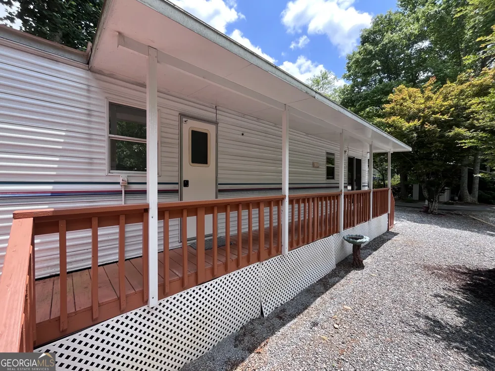 86 Campfire DR Cleveland, GA 30528