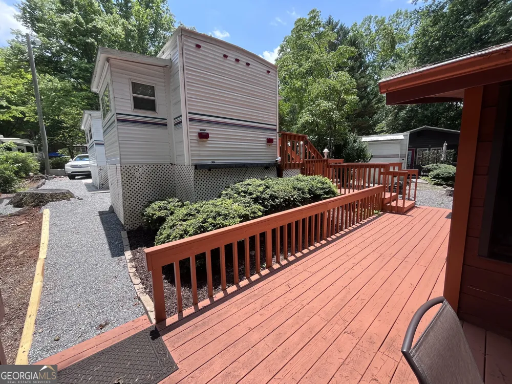 86 Campfire DR Cleveland, GA 30528