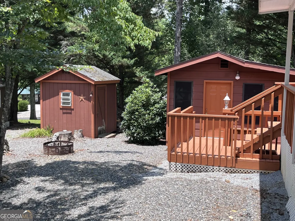 86 Campfire DR Cleveland, GA 30528