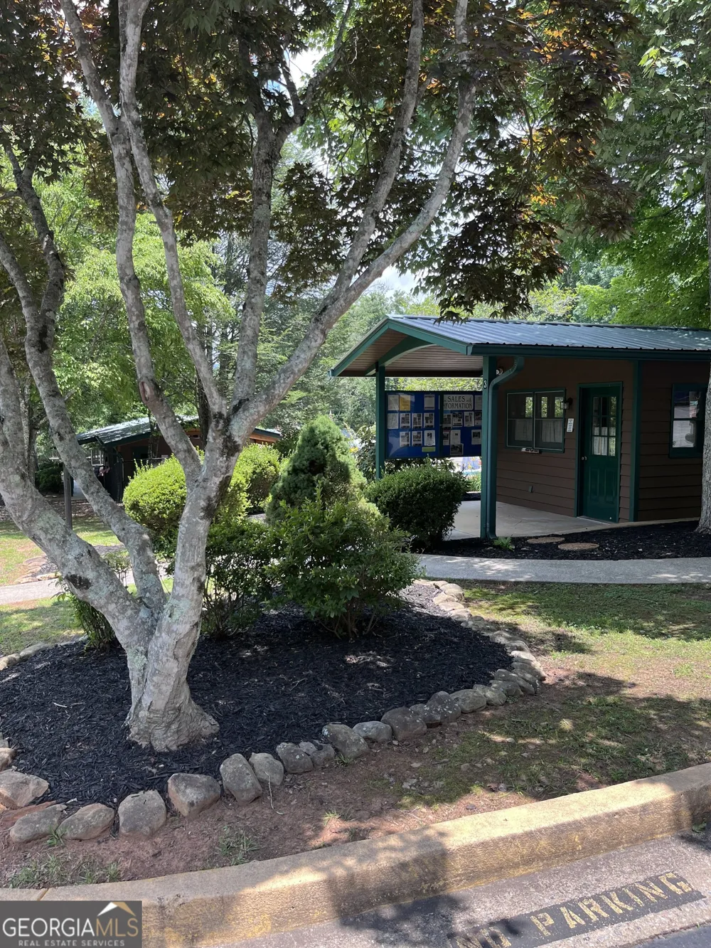 86 Campfire DR Cleveland, GA 30528