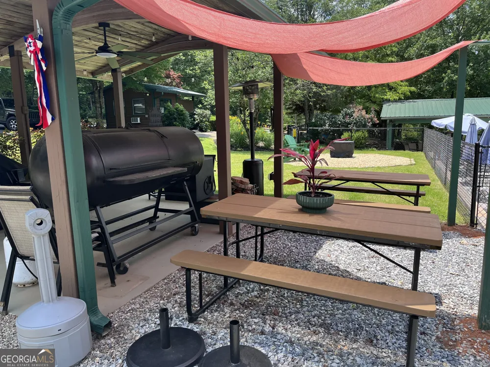 86 Campfire DR Cleveland, GA 30528