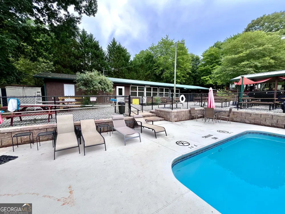 86 Campfire DR Cleveland, GA 30528