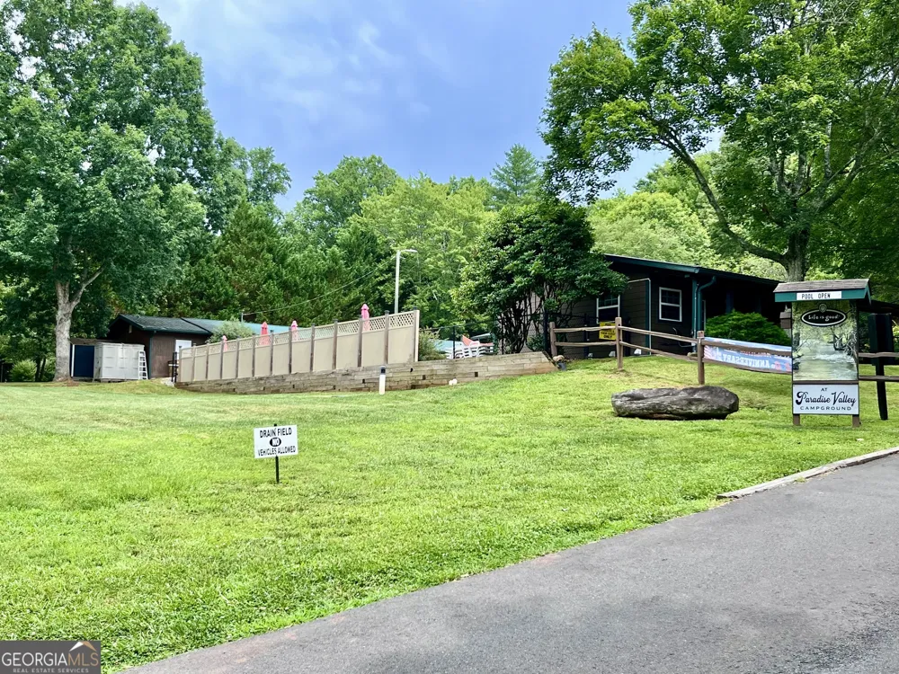 86 Campfire DR Cleveland, GA 30528