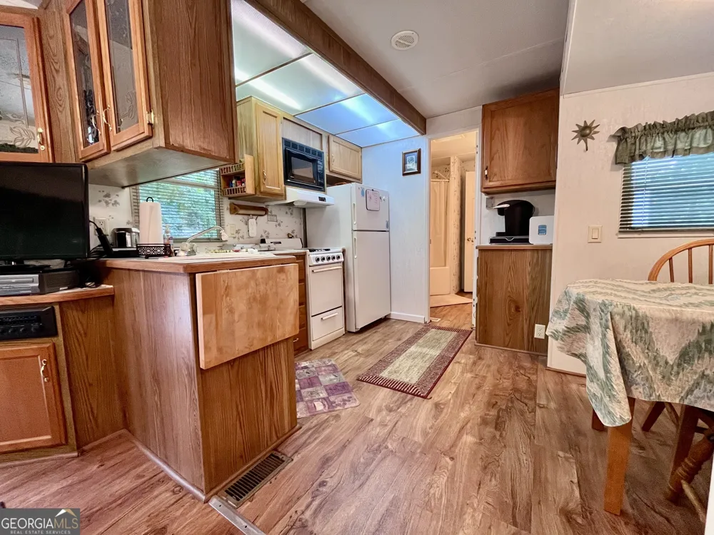 86 Campfire DR Cleveland, GA 30528