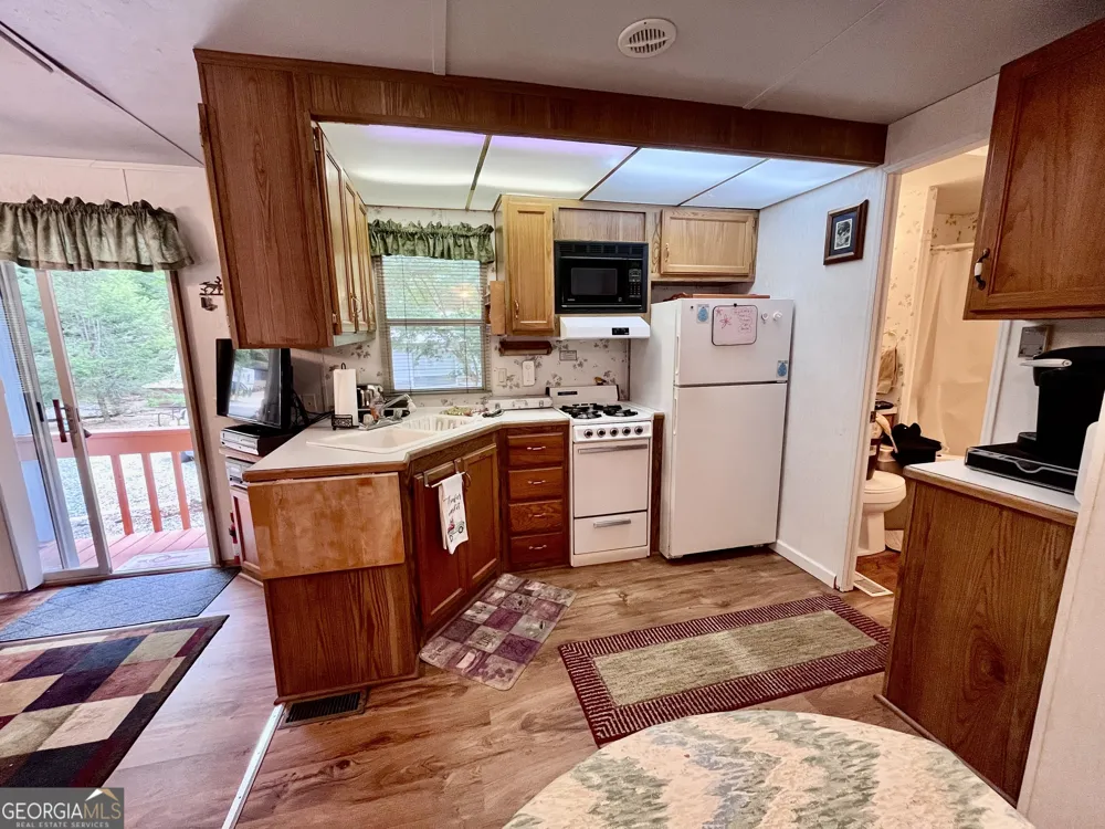 86 Campfire DR Cleveland, GA 30528