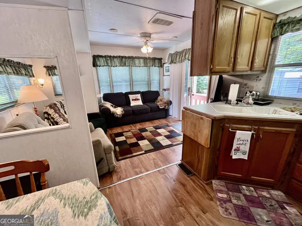 86 Campfire DR Cleveland, GA 30528