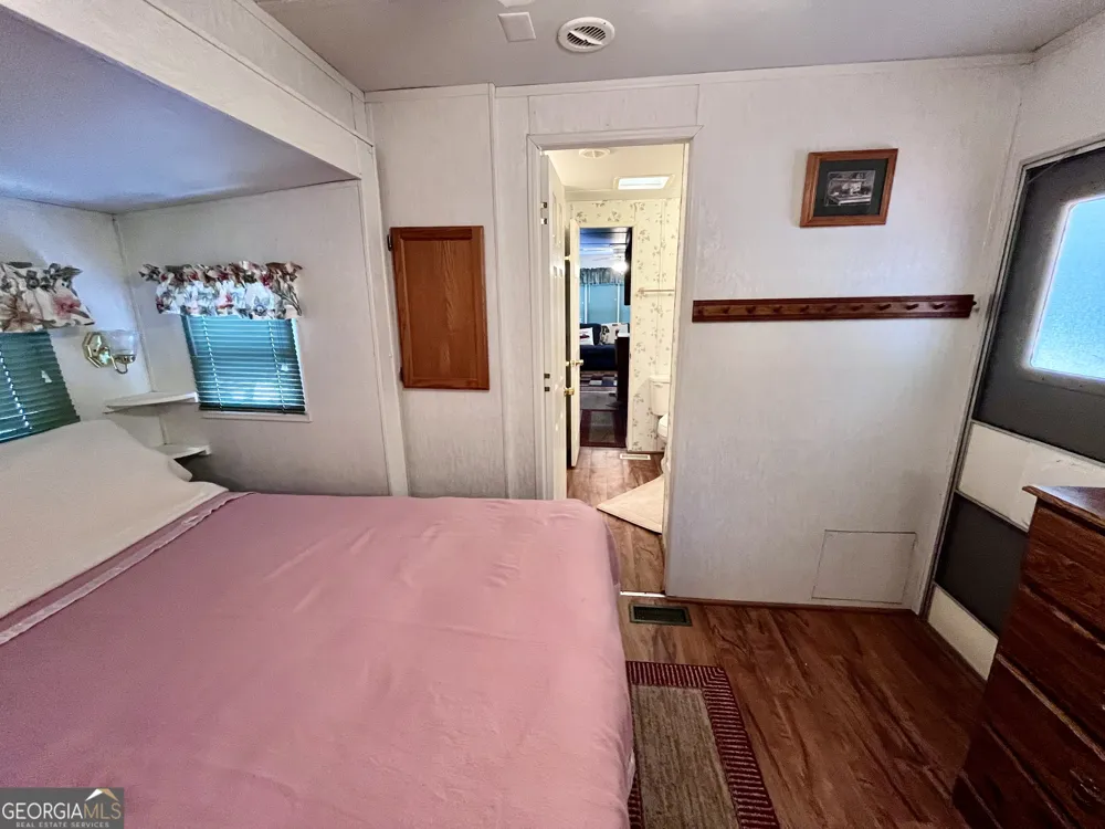 86 Campfire DR Cleveland, GA 30528