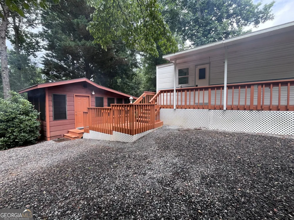86 Campfire DR Cleveland, GA 30528