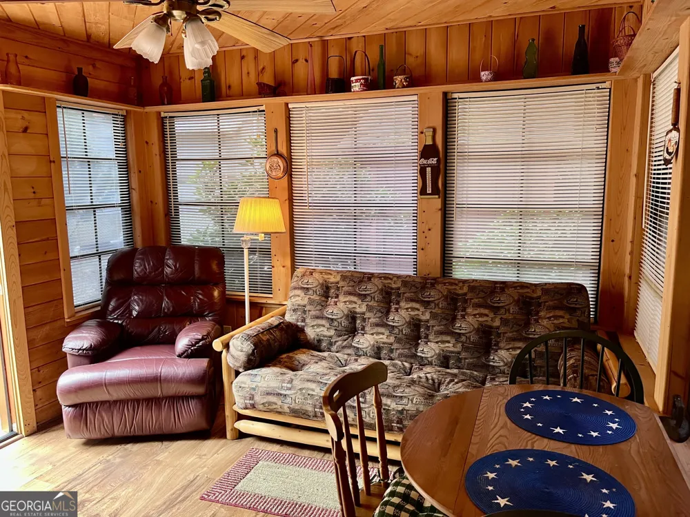 86 Campfire DR Cleveland, GA 30528