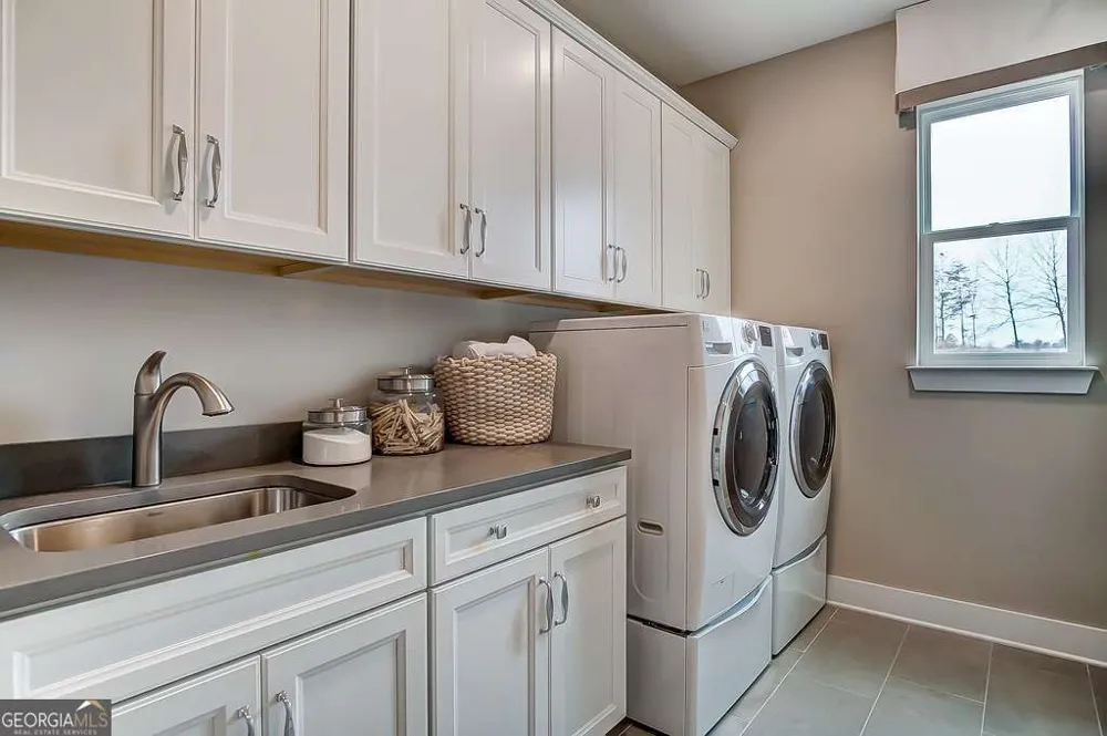 2583 Trillium TRL Pendergrass, GA 30567