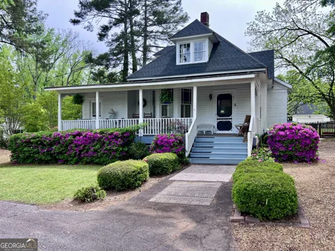 600 Foster ST