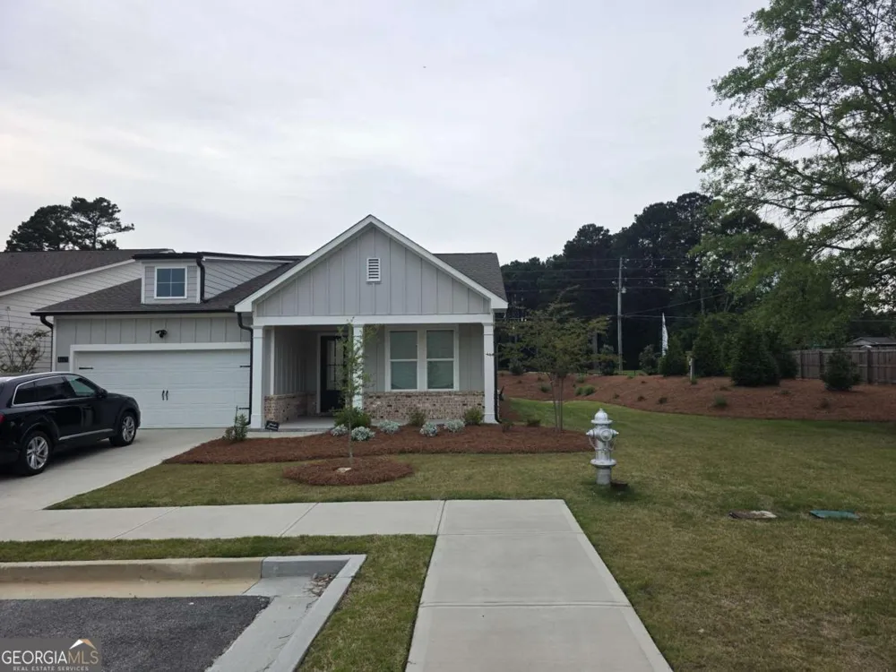 1633 Juniper Berry WAY Loganville, GA 30052