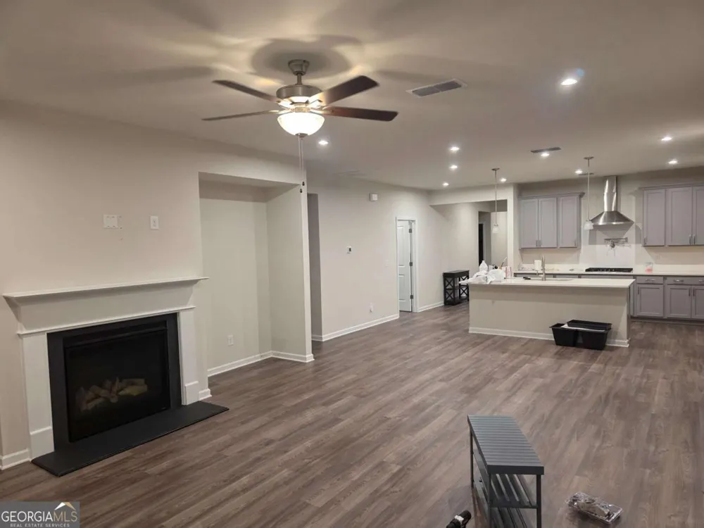 1633 Juniper Berry WAY Loganville, GA 30052