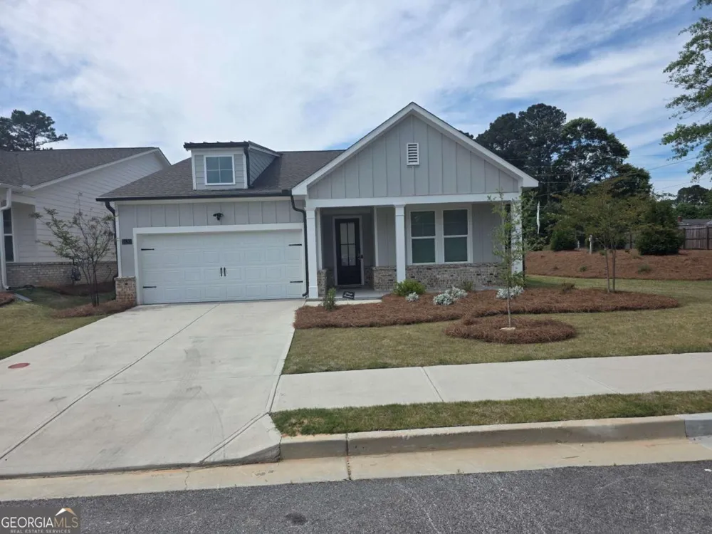 1633 Juniper Berry WAY Loganville, GA 30052